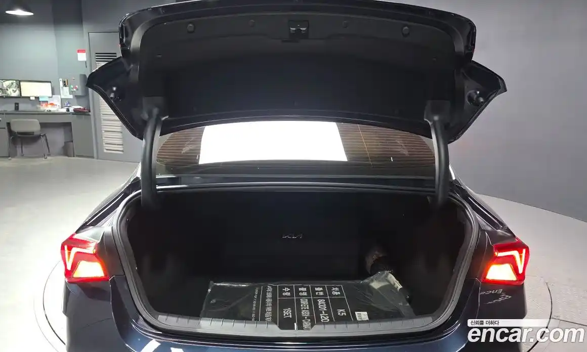 Kia K5 2023 2.0 Автомат в Москве № 928848, фото 20