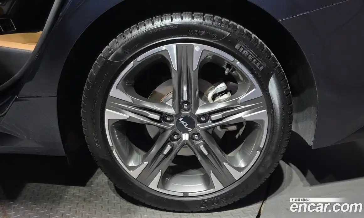 Kia K5 2023 2.0 Автомат в Москве № 928848, фото 5