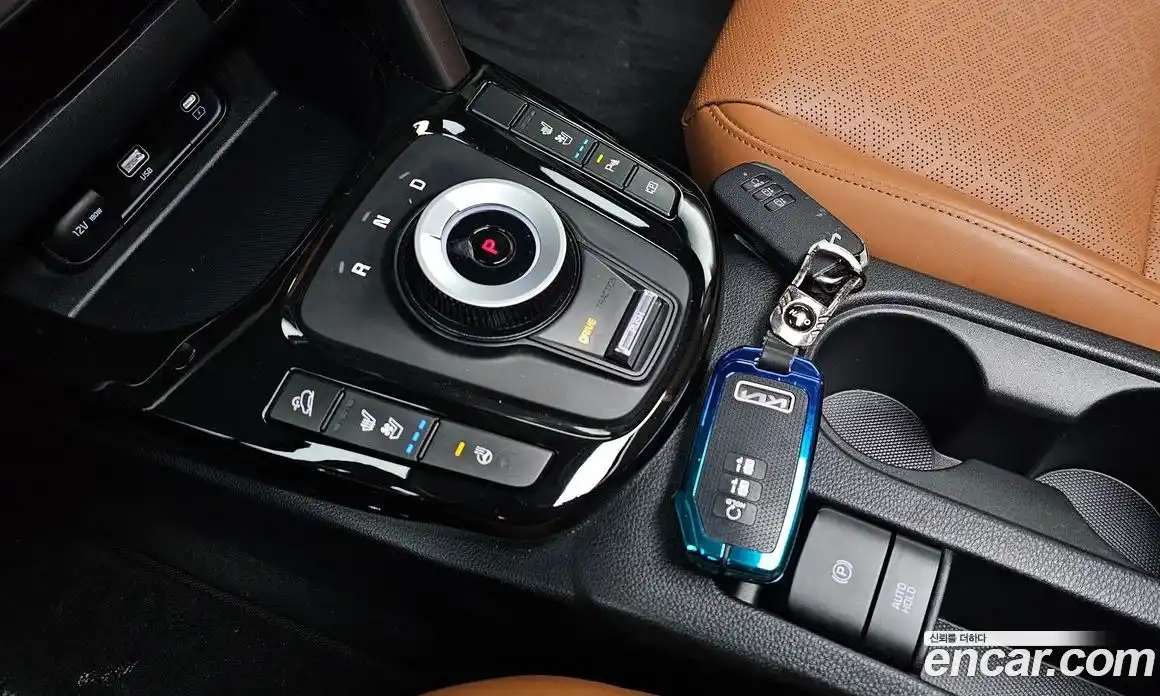 Kia Seltos 2024 1.6 Автомат в Москве № 928935, фото 9