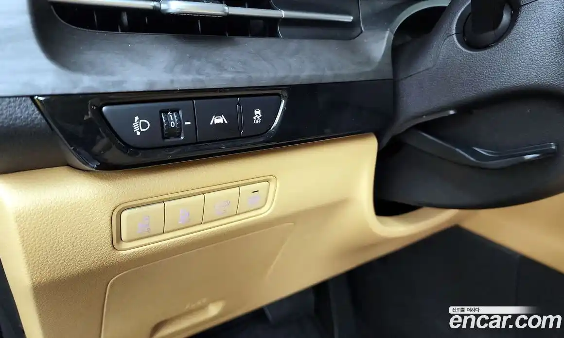 Kia Canival 2023 3.5 Автомат в Москве № 929001, фото 16