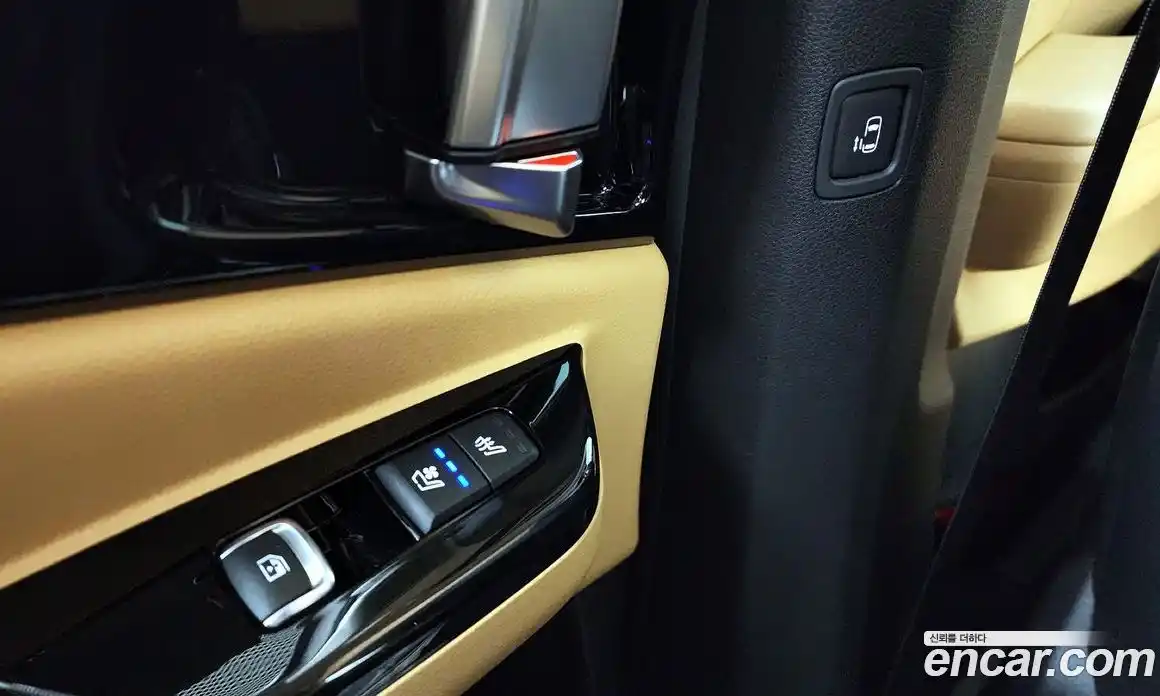 Kia Canival 2023 3.5 Автомат в Москве № 929001, фото 19