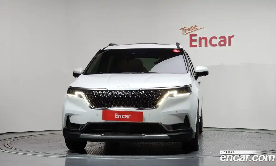 Kia Canival 2023 3.5 Автомат в Москве № 929001, фото 3