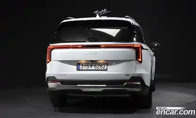 Kia Canival 2024 1.6 Автомат в Москве № 929040, миниатюра 3