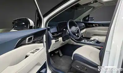 Kia Canival 2024 1.6 Автомат в Москве № 929040, миниатюра 10