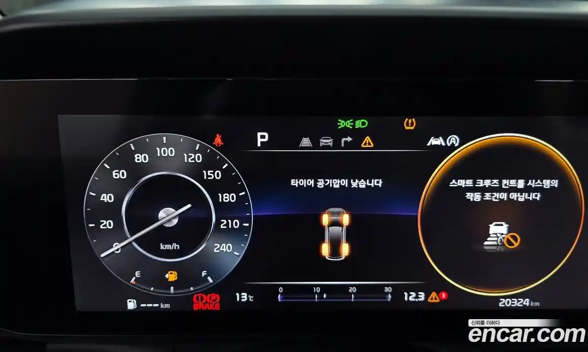 Kia Canival 2022 2.2 Автомат в Москве № 929086, фото 8