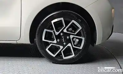 Kia Ray 2024 1.0 Автомат в Москве № 929126, миниатюра 4