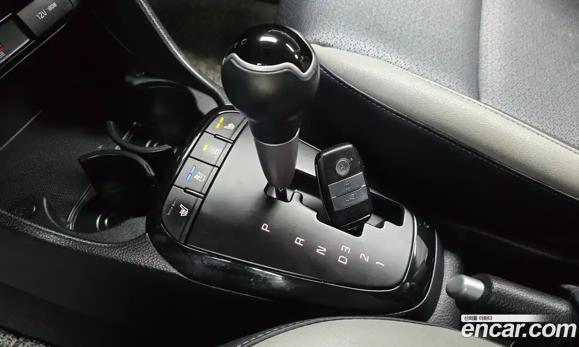 Kia Morning 2022 1.0 Автомат в Москве № 929177, фото 9