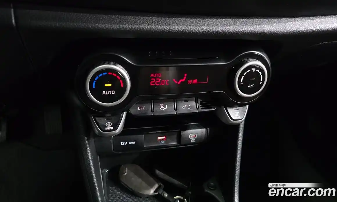 Kia Morning 2023 1.0 Автомат в Москве № 929187, фото 17