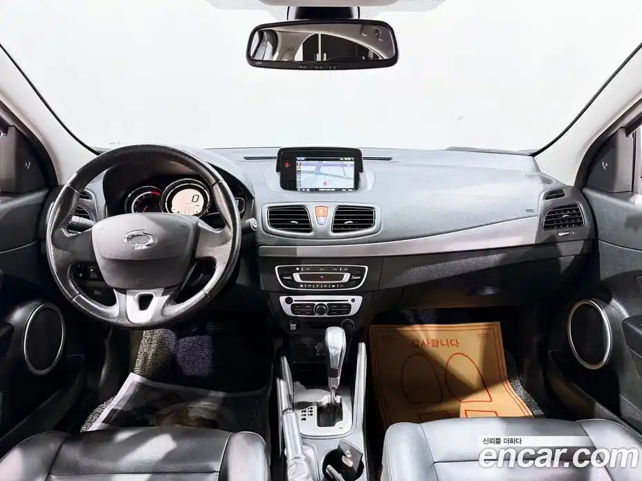 Renault SM3 2017 1.6 гидро в Москве № 929188, фото 4