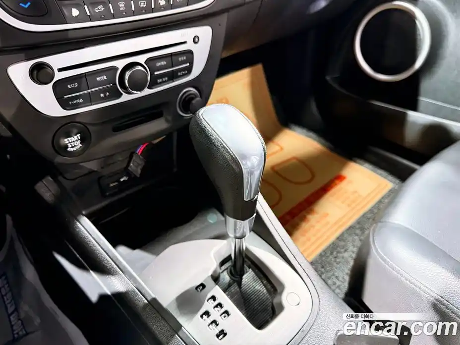 Renault SM3 2017 1.6 гидро в Москве № 929188, фото 9