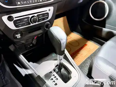 Renault SM3 2017 1.6 гидро в Москве № 929188, миниатюра 9