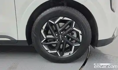 Kia Canival 2024 3.5 Автомат в Москве № 929229, миниатюра 5