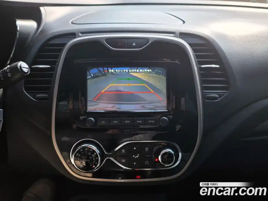 Renault QM3 2014 1.5 гидро в Москве № 929302, фото 13