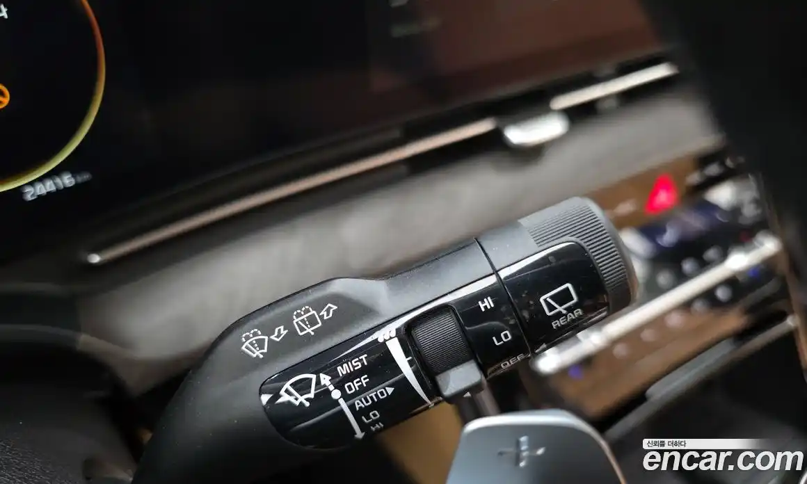 Kia Canival 2023 3.5 Автомат в Москве № 929307, фото 15