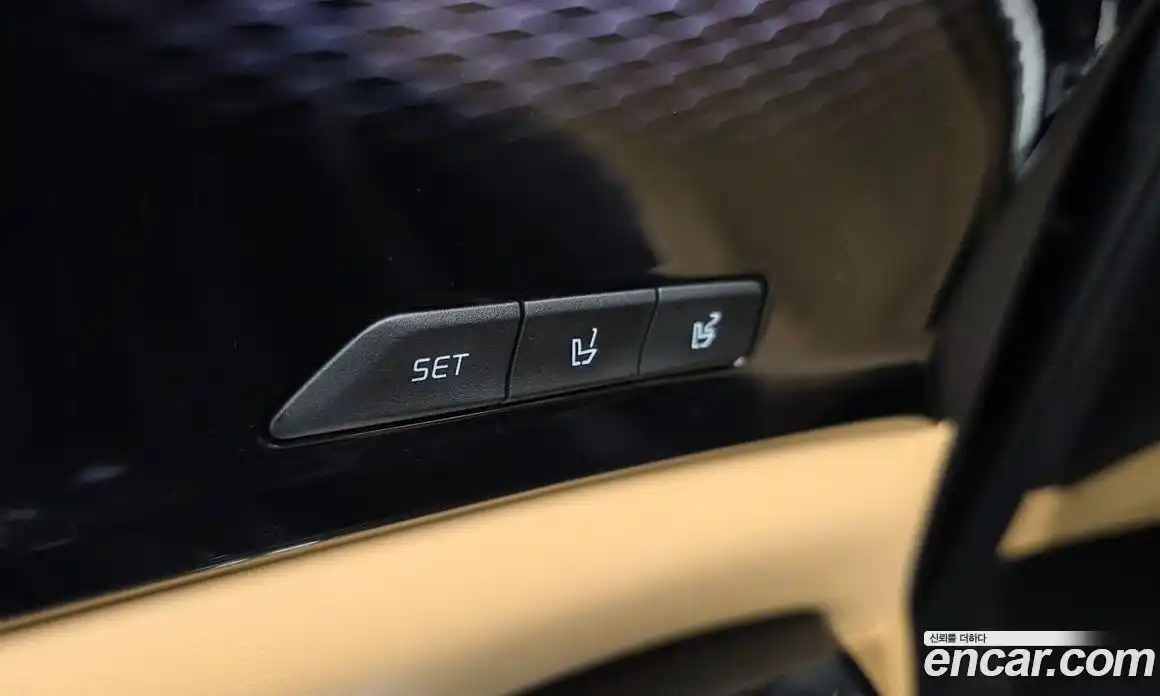 Kia Canival 2023 3.5 Автомат в Москве № 929307, фото 16