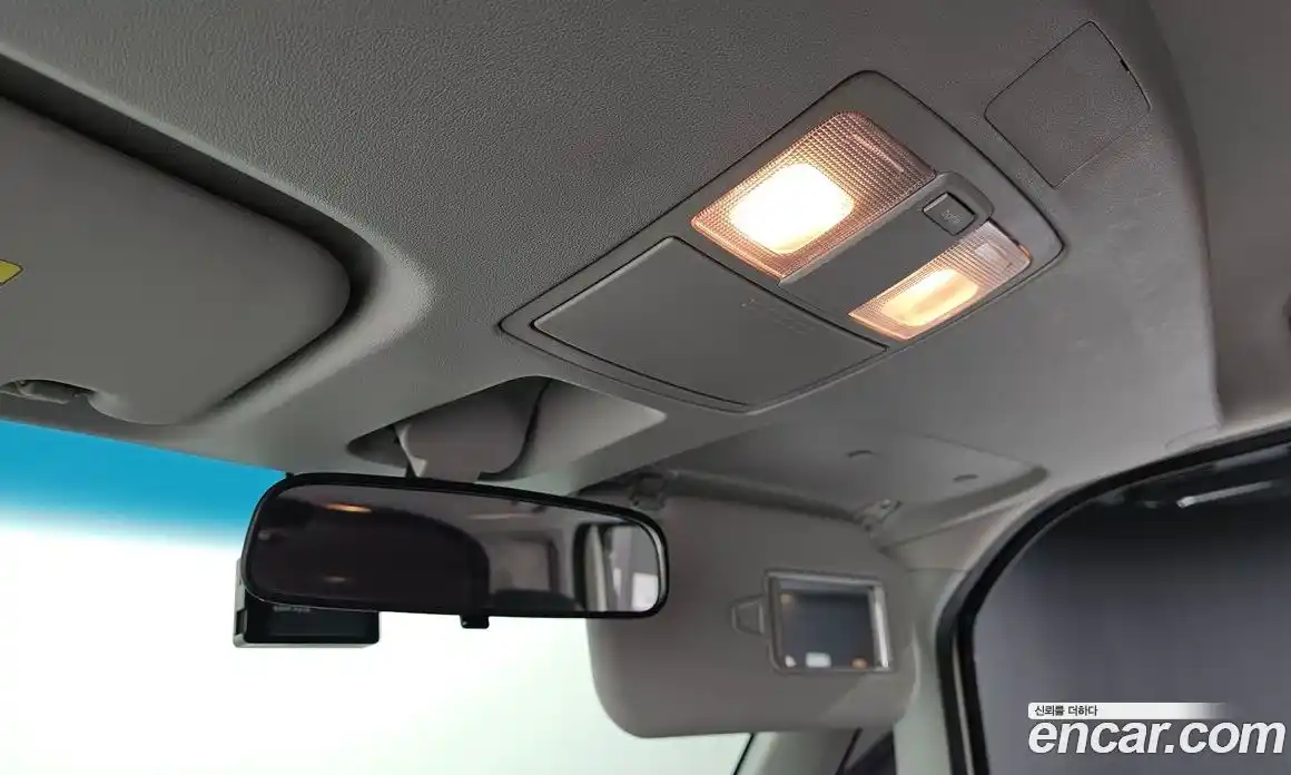 Kia Ray 2018 1.0 Автомат в Москве № 929364, фото 17