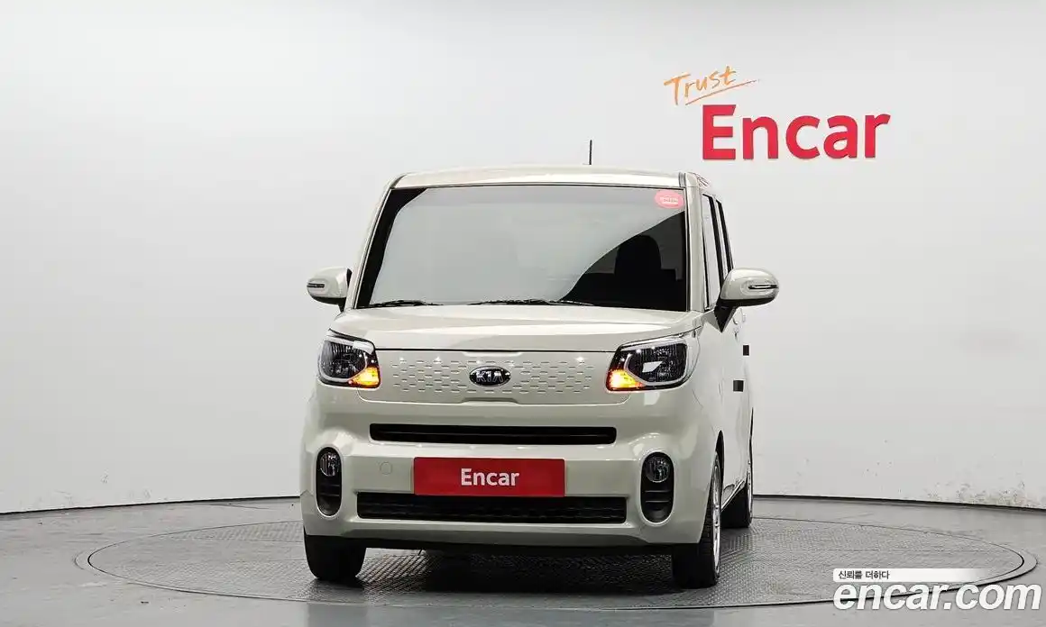 Kia Ray 2018 1.0 Автомат в Москве № 929364, фото 3