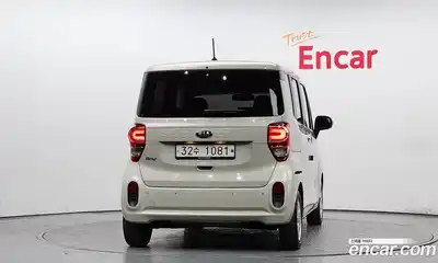 Kia Ray 2018 1.0 Автомат в Москве № 929364, миниатюра 4