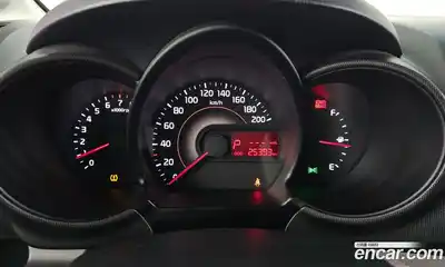 Kia Ray 2018 1.0 Автомат в Москве № 929364, миниатюра 8