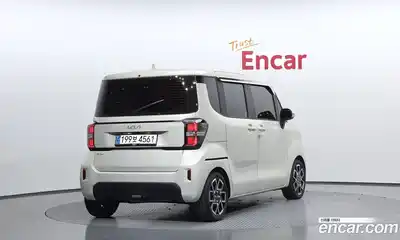 Kia Ray 2023 1.0 Автомат в Москве № 929510, миниатюра 2