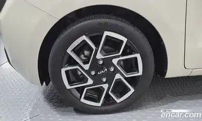 Kia Ray 2023 1.0 Автомат в Москве № 929510, миниатюра 5