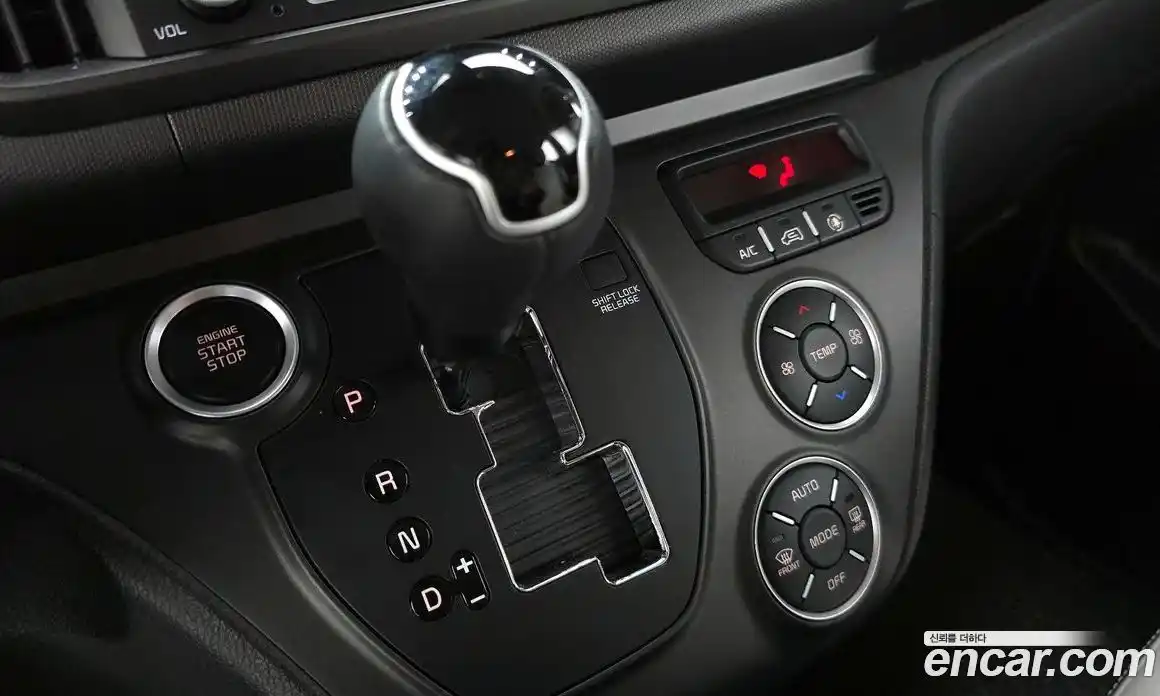 Kia Ray 2023 1.0 Автомат в Москве № 929510, фото 9