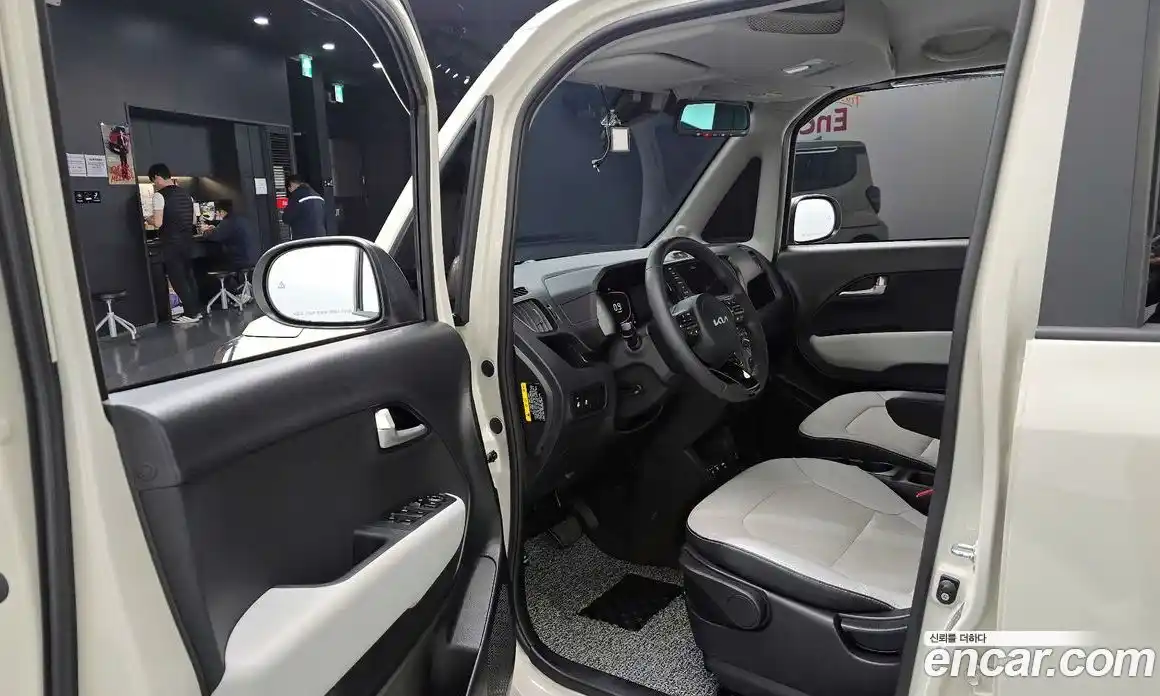 Kia Ray 2023 1.0 Автомат в Москве № 929510, фото 10