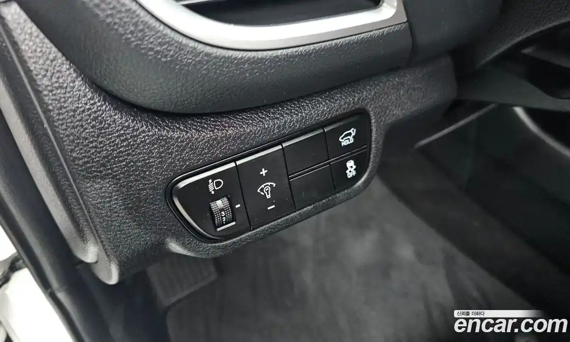 Kia Seltos 2024 1.6 Автомат в Москве № 929520, фото 16