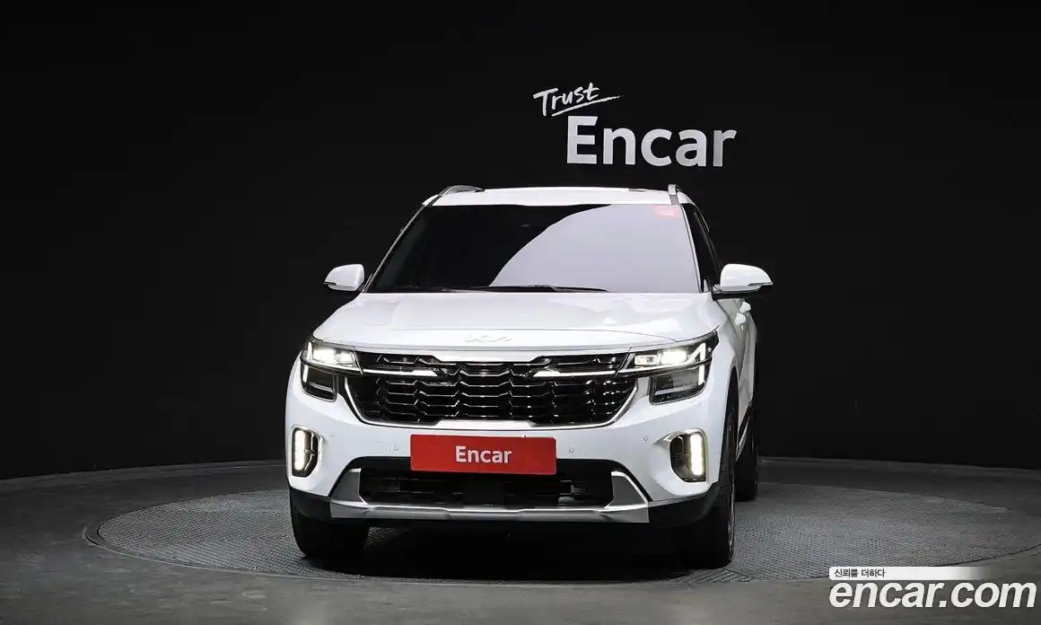 Kia Seltos 2024 1.6 Автомат в Москве № 929520, фото 3