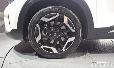 Kia Seltos 2024 1.6 Автомат в Москве № 929520, миниатюра 5