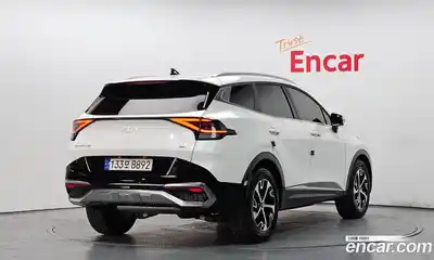 Kia Sportage 2023 1.6 Автомат в Москве № 929613, миниатюра 2