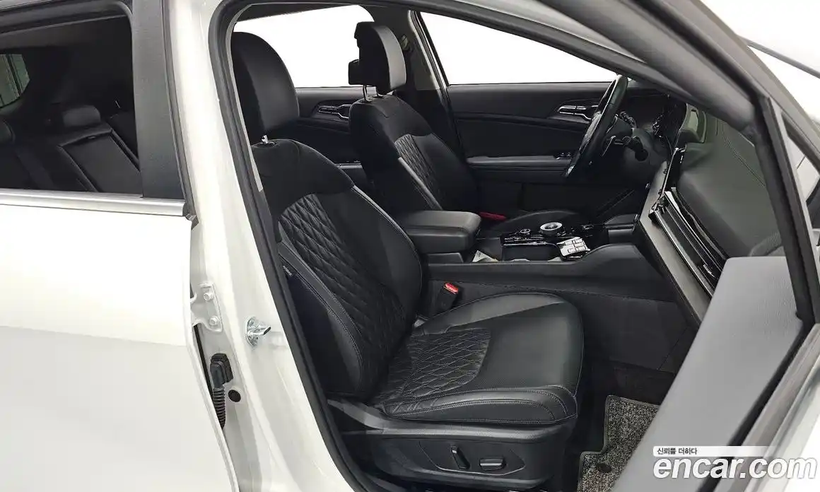 Kia Sportage 2023 1.6 Автомат в Москве № 929613, фото 10