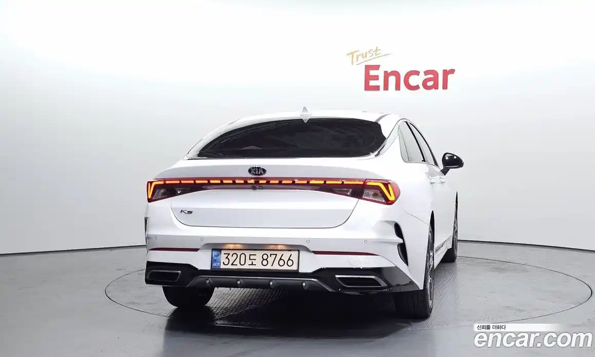 Kia K5 2021 2.0 Автомат в Москве № 929636, фото 4