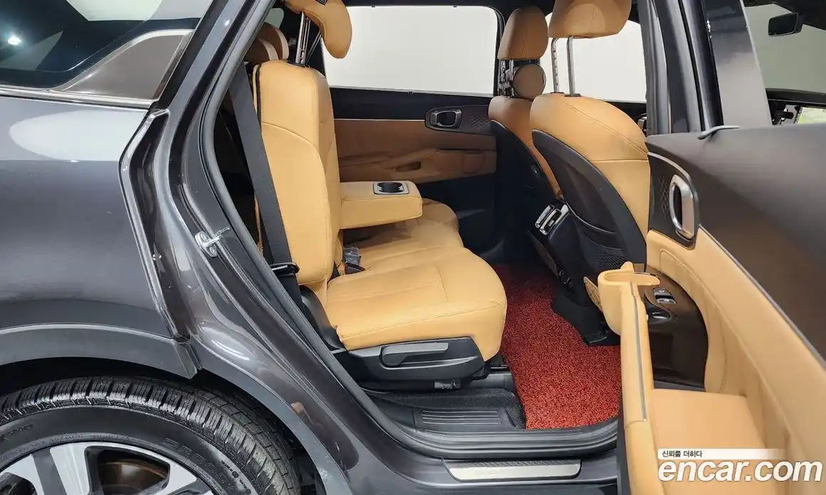 Kia Sorento 2022 1.6 Автомат в Москве № 929718, фото 12