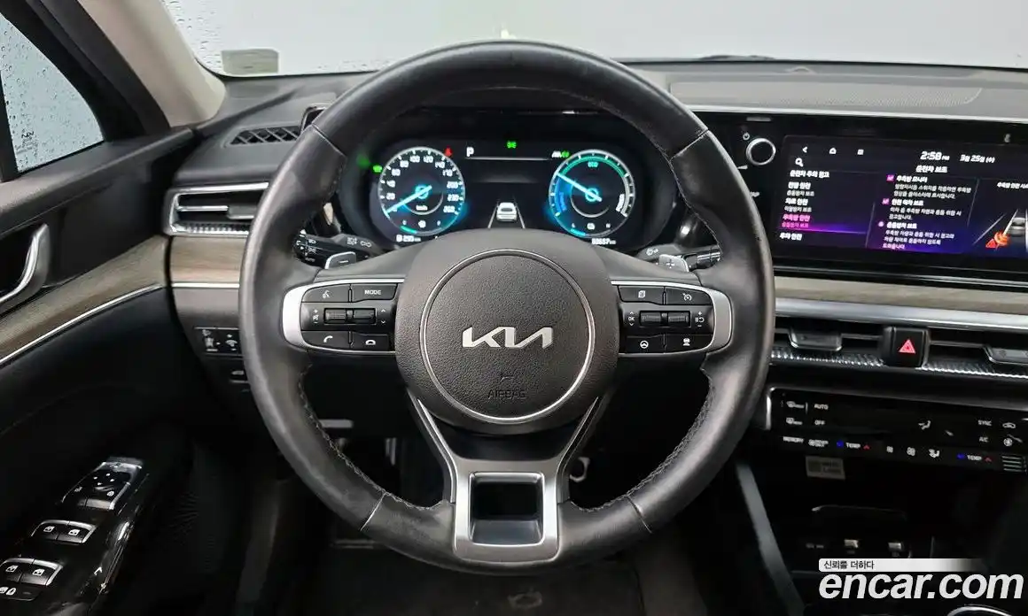 Kia K5 2022 2.0 Автомат в Москве № 929824, фото 13