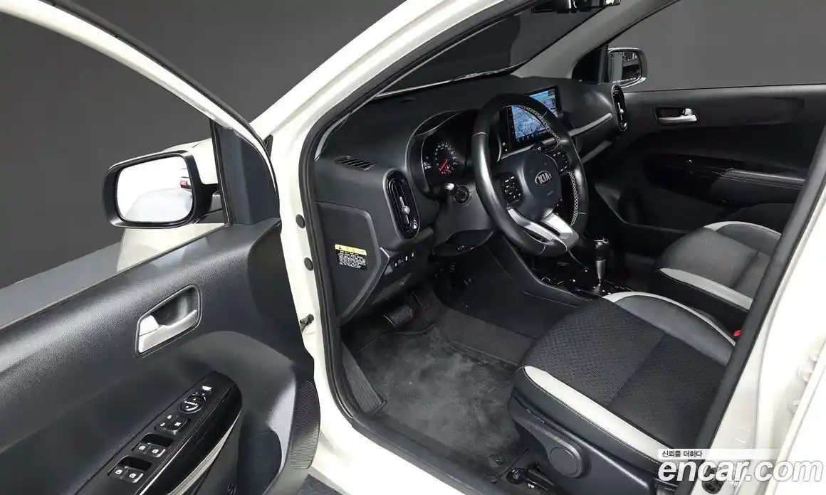 Kia Morning 2017 1.0 Автомат в Москве № 929910, фото 11