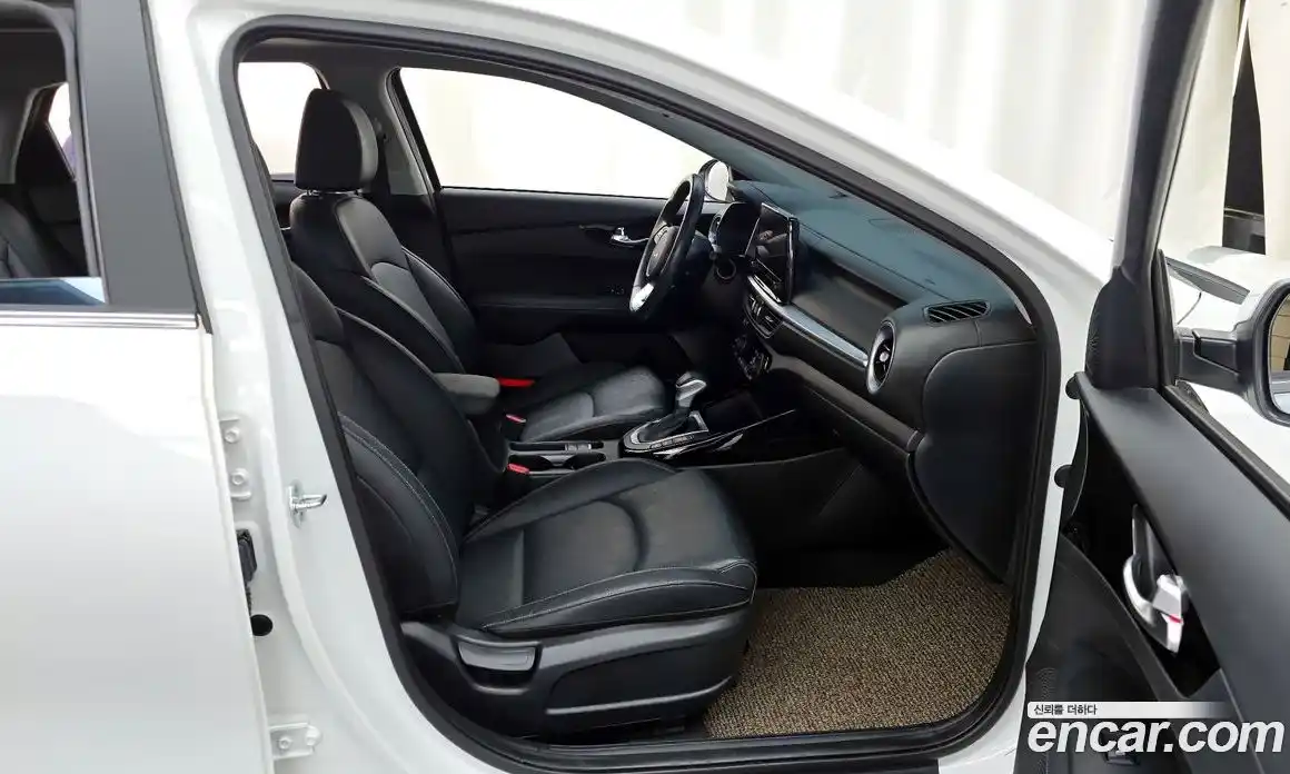 Kia K3 2023 1.6 Автомат в Москве № 929914, фото 11