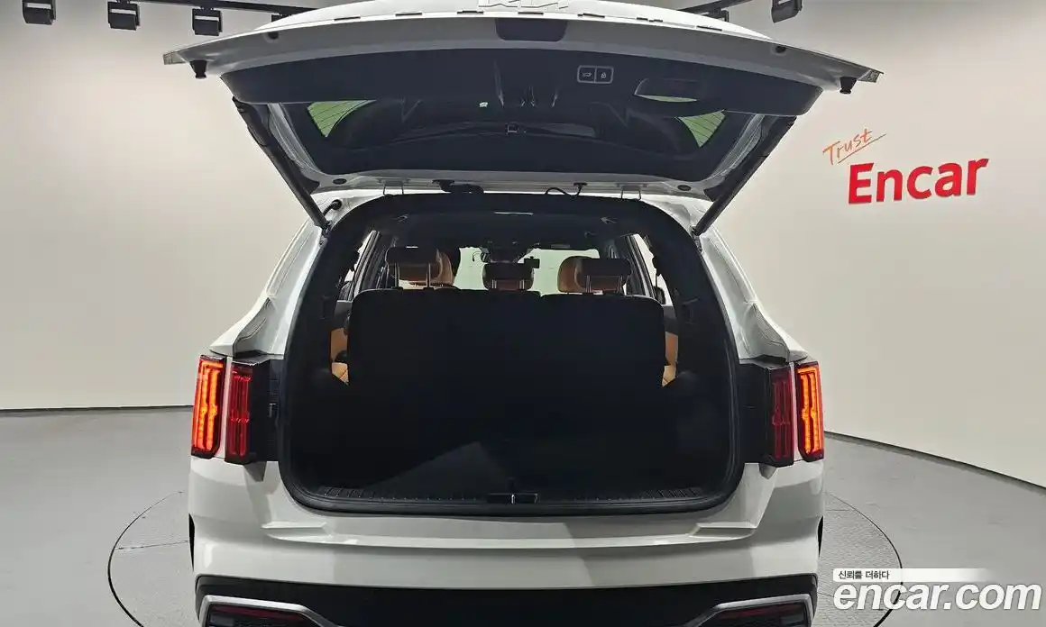 Kia Sorento 2021 1.6 Автомат в Москве № 929986, фото 20