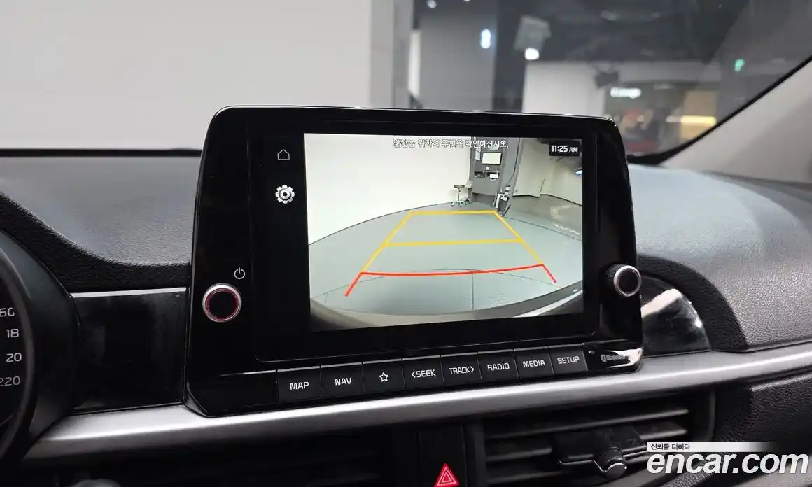 Kia Morning 2020 1.0 Автомат в Москве № 930132, фото 15