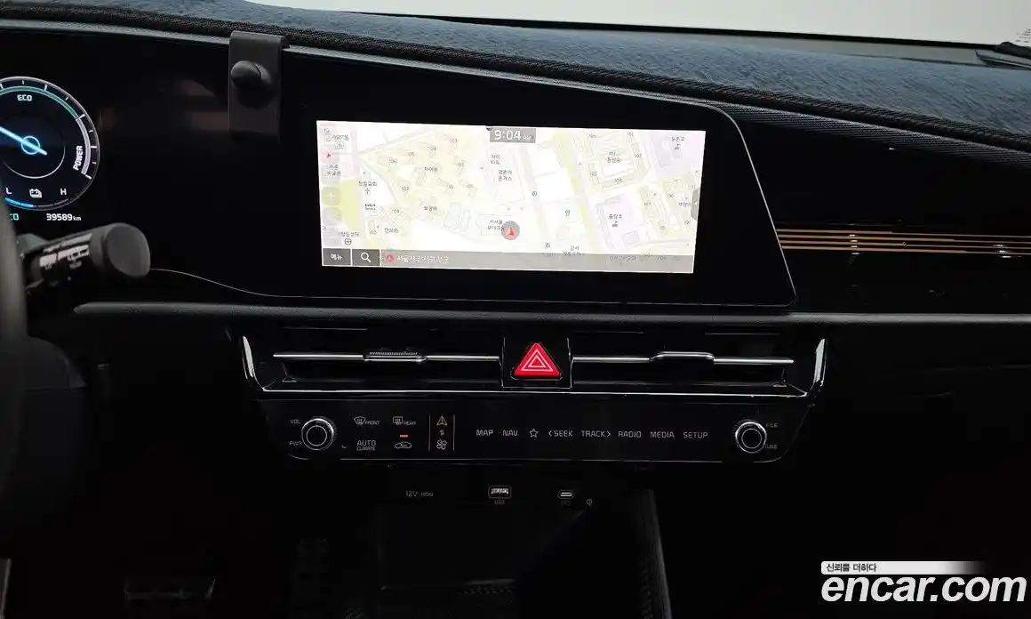 Kia Niro 2022 1.6 Автомат в Москве № 930188, фото 14