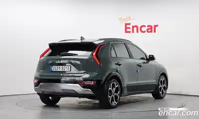Kia Niro 2022 1.6 Автомат в Москве № 930188, миниатюра 2