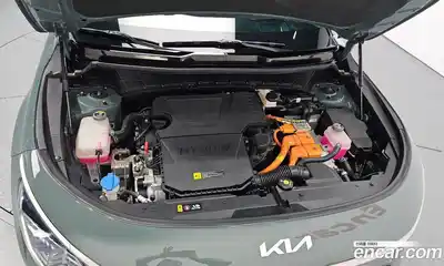 Kia Niro 2022 1.6 Автомат в Москве № 930188, миниатюра 6