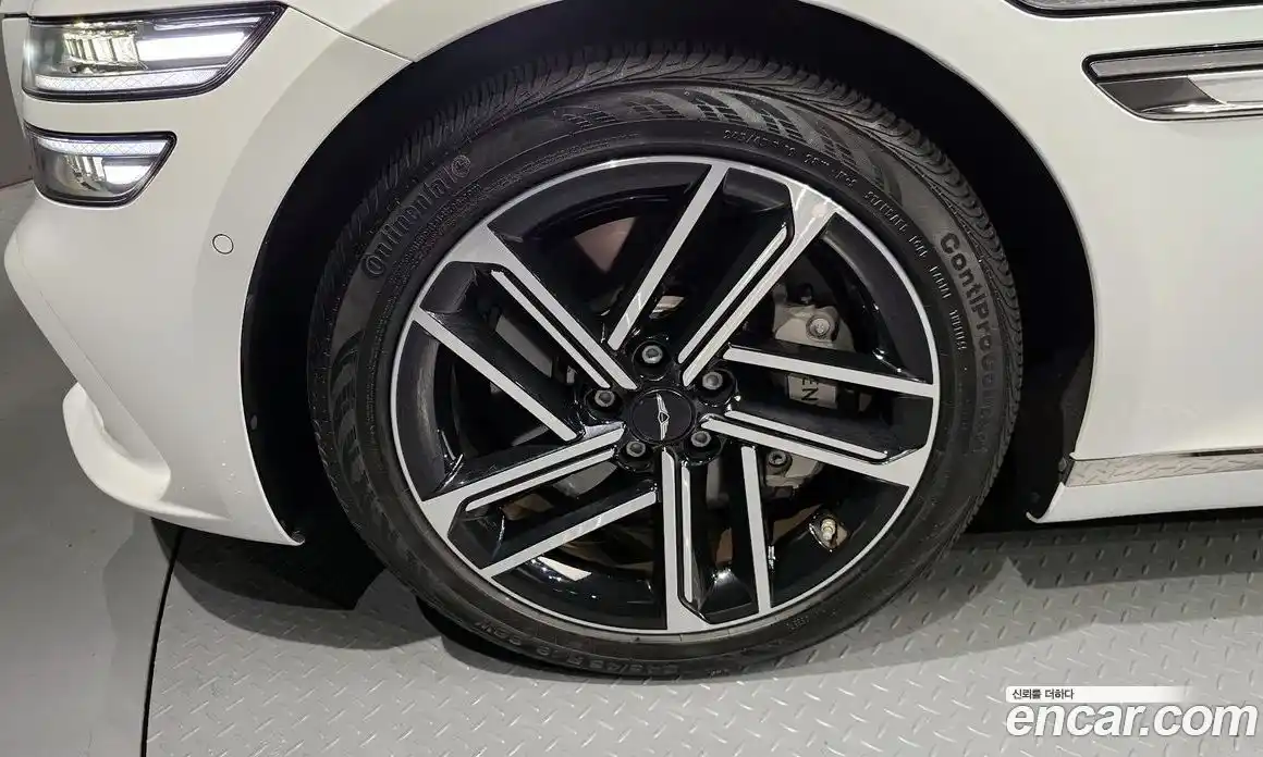 Genesis G80 2024 2.5 Автомат в Москве № 930302, фото 5