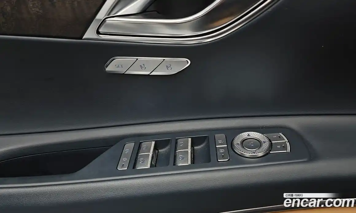 Genesis GV80 2023 2.5 Автомат в Москве № 930348, фото 12