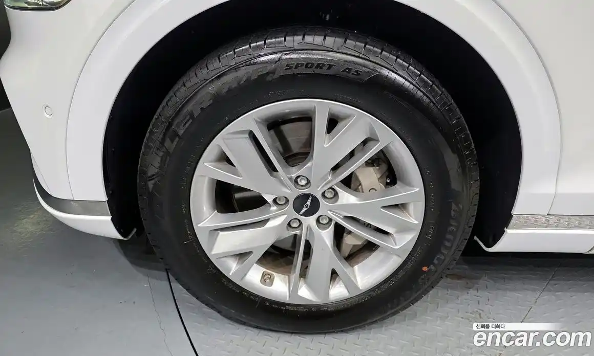 Genesis GV70 2024 2.5 Автомат в Москве № 930495, фото 5