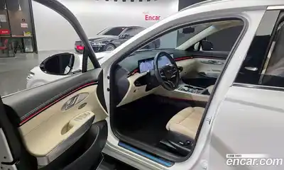 Genesis GV70 2024 2.5 Автомат в Москве № 930495, миниатюра 10