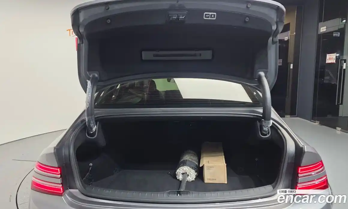 Genesis G80 2022 2.5 Автомат в Москве № 930509, фото 20