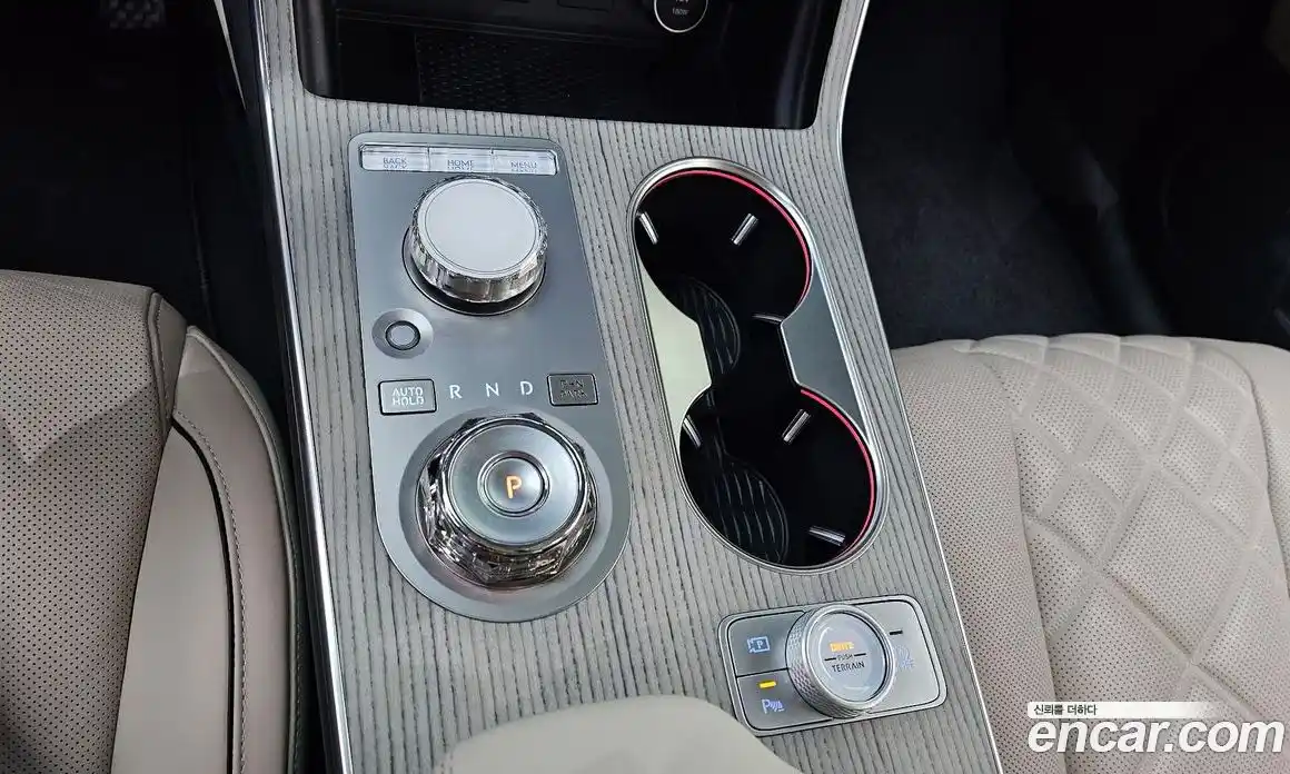 Genesis GV80 2024 2.5 гидро в Москве, фото 8