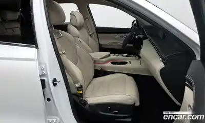 Genesis GV70 2024 2.5 Автомат в Москве № 930582, миниатюра 11