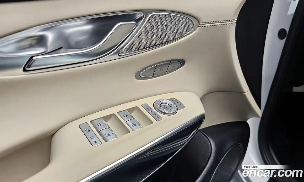 Genesis GV70 2023 2.5 Автомат в Москве № 930714, фото 16